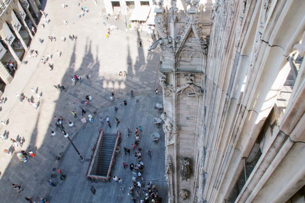 Looking down from the rooftop of Duomo di Milano 