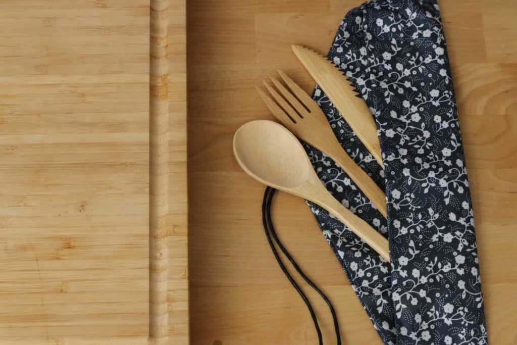 A lightweight, plastic-free and reusable cutlery set is an essential eco-friendly travel product for your travels